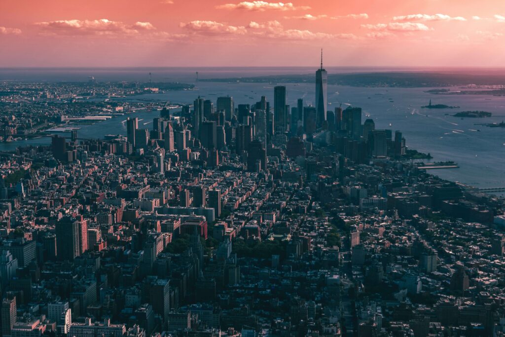 New York City during sunset hour. With the right anxiety therapist in NYC, NY, you can tackle life transitions! Get started with anxiety therapy today. 